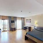 Samba Hotel 3*